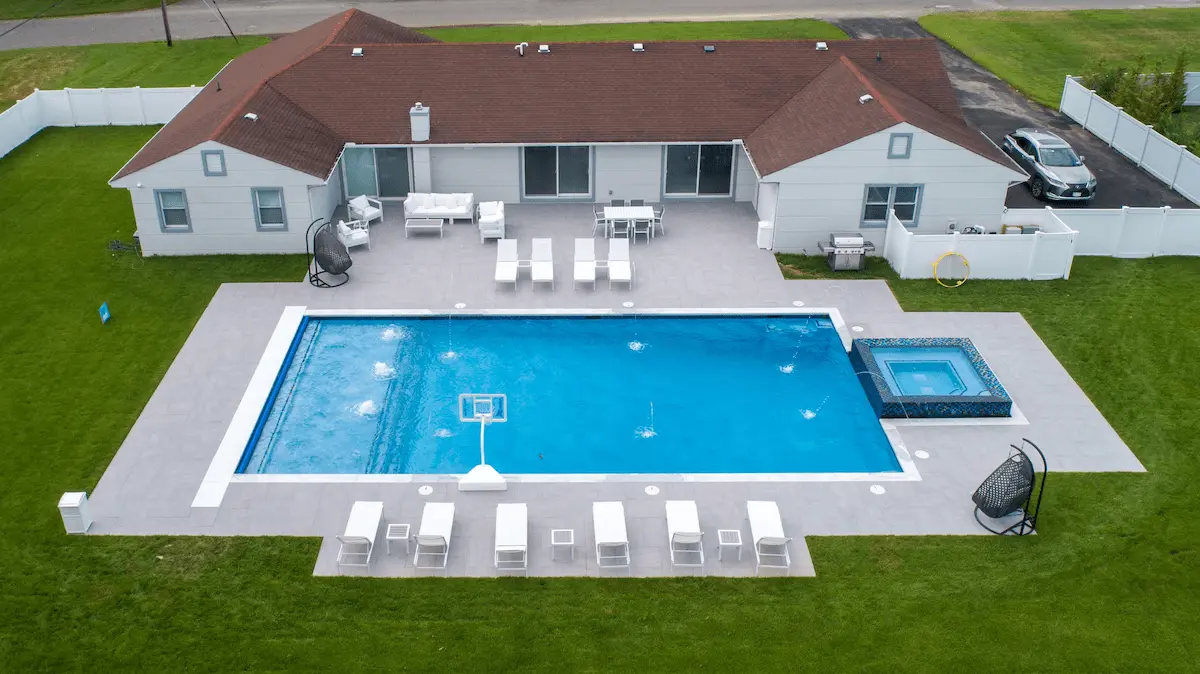 Clean Yard and Pool in Deal, NJ